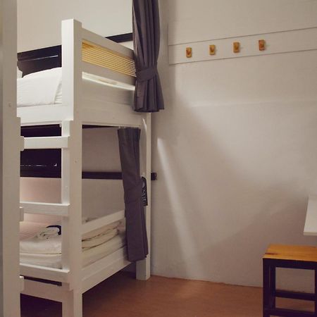 Hostel Costa Bed HHQ Zewnętrze zdjęcie