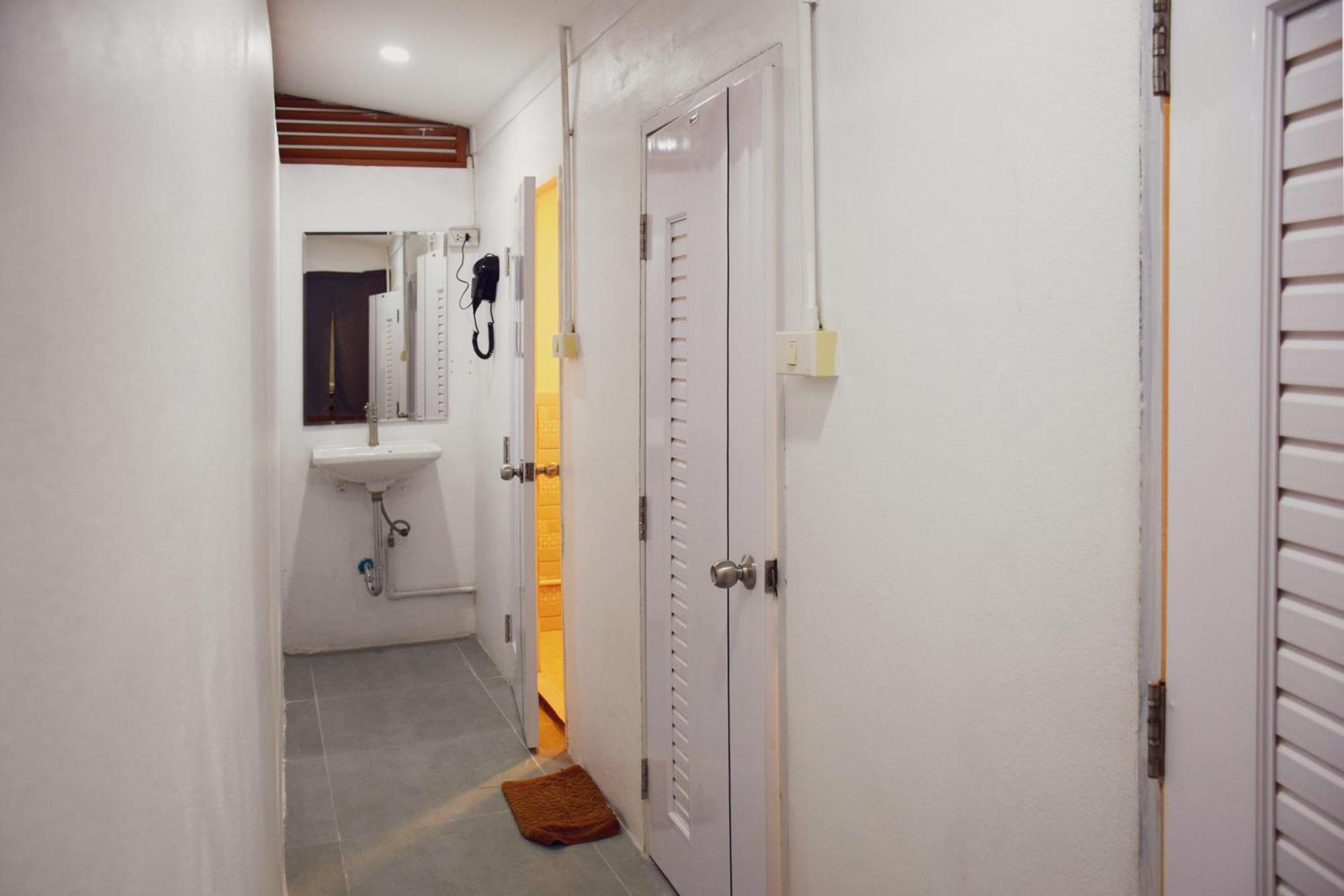 Hostel Costa Bed HHQ Zewnętrze zdjęcie