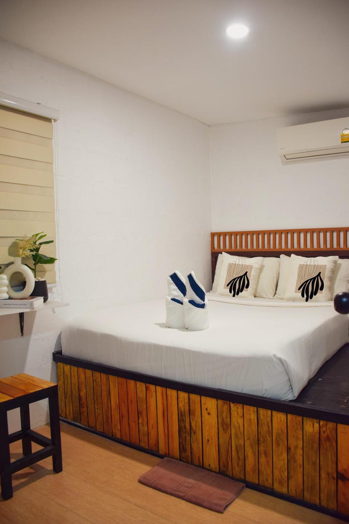 Hostel Costa Bed HHQ Zewnętrze zdjęcie